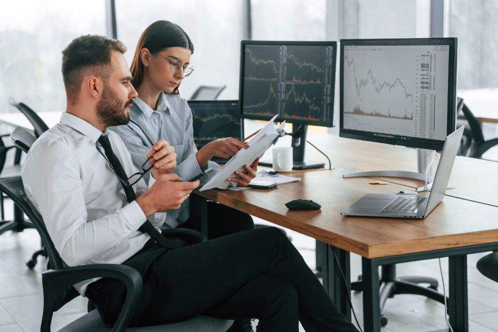 Prévision financière IA et data analytics